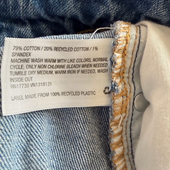 Super-High Rise Rolled Cuff Jean Shorts by Wild Fable Size 8R - Picture 5 of 10